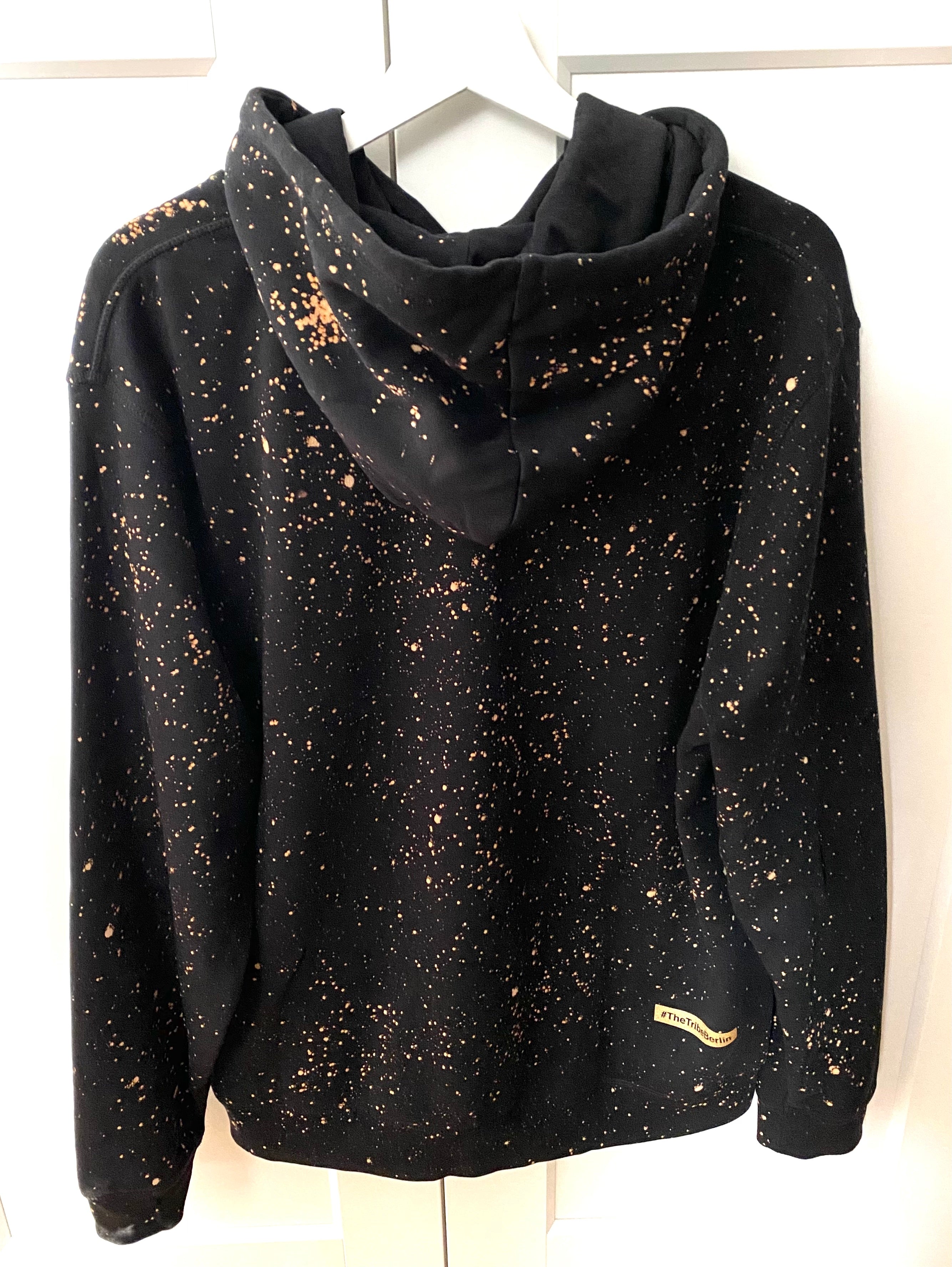Kapuzenpullover mit gebleichten Effekten