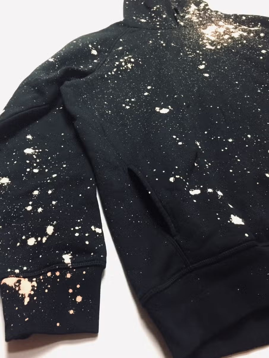 Kapuzenpullover mit gebleichten Effekten